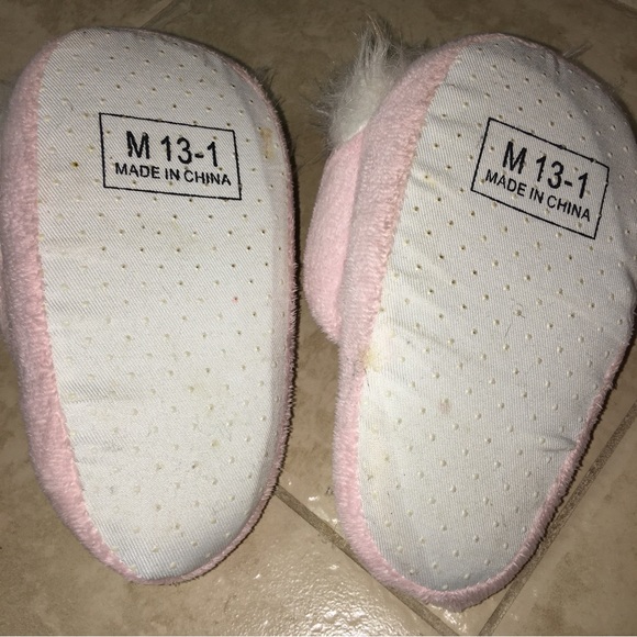 Child slippers, 7 inches long - Picture 5 of 5